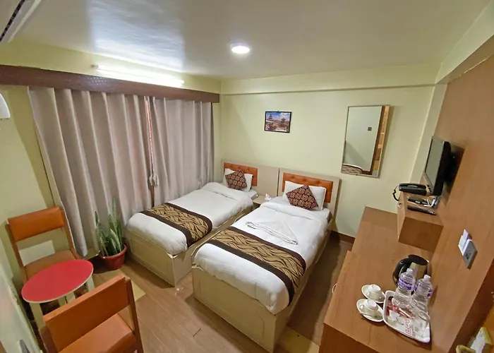 Hotel Mission *